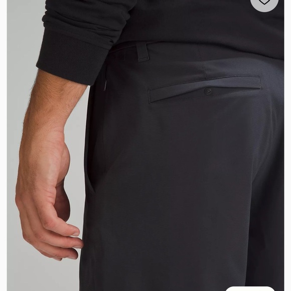 Lululemon Commission Short Obsidian - Picture 6 of 7